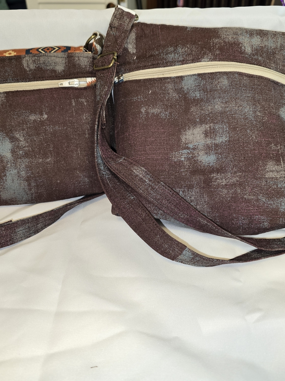 Mommy And Me Matching Sets Of Southwestern Print Crossbody - Picture 2 of 10